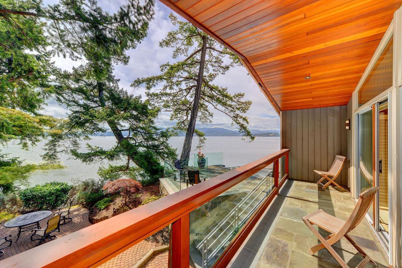 Oceanside Lodge Saanich Inlet North Saanich Ngoại thất bức ảnh