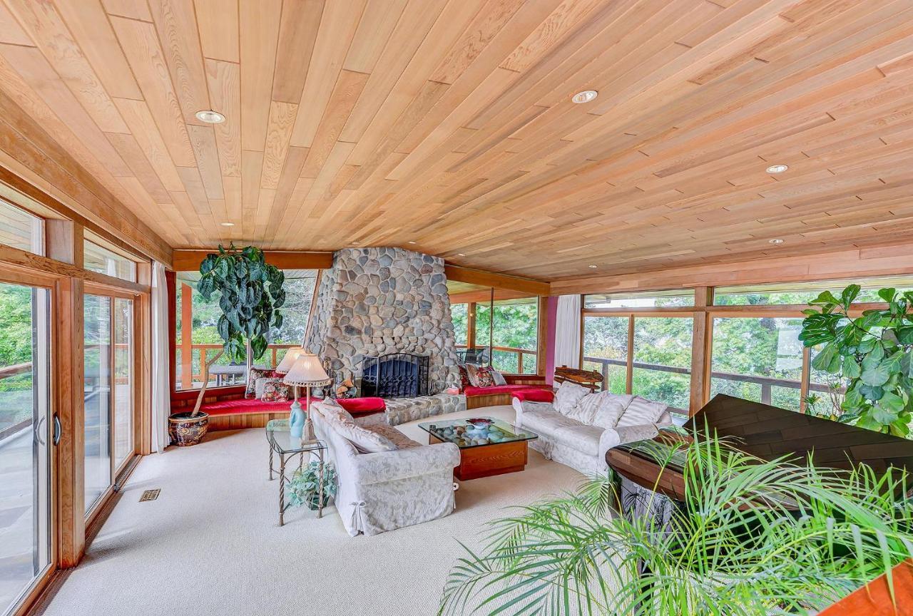 Oceanside Lodge Saanich Inlet North Saanich Ngoại thất bức ảnh